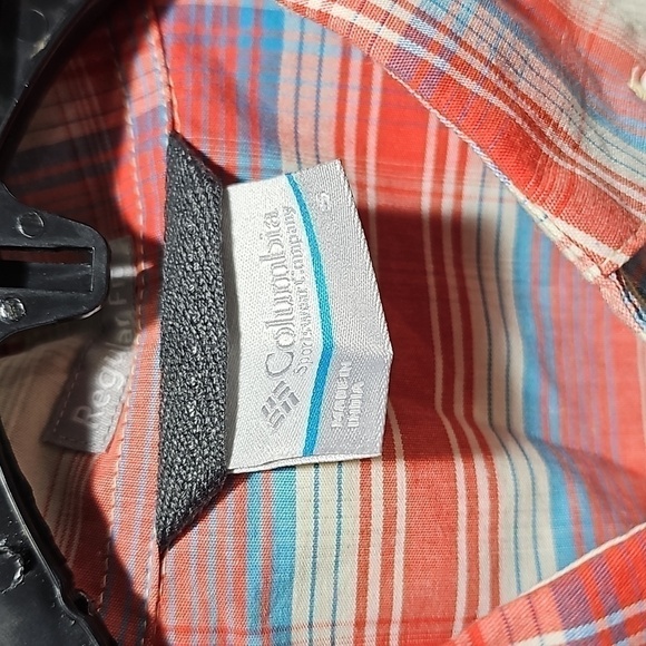 Columbia Plaid Short Sleeve Shirt Small NWT - Picture 4 of 6